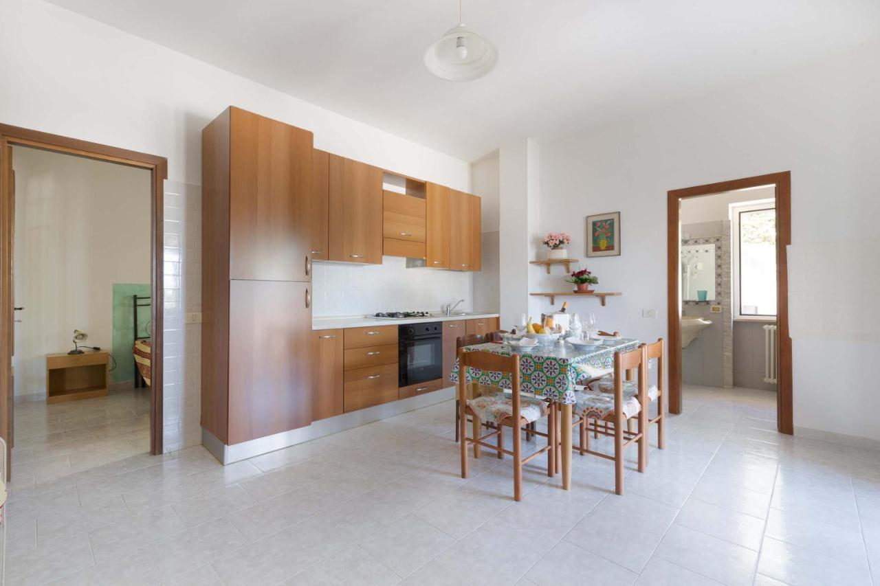 Il Bacio Del Sole By Barbarhouse Apartment Vieste Ngoại thất bức ảnh