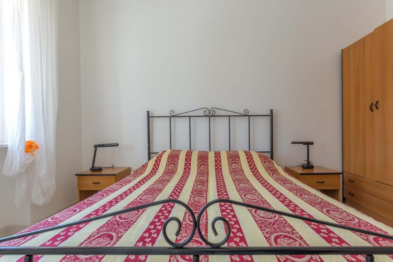 Il Bacio Del Sole By Barbarhouse Apartment Vieste Ngoại thất bức ảnh