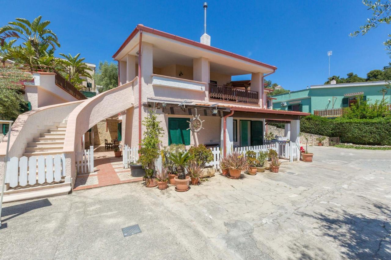 Il Bacio Del Sole By Barbarhouse Apartment Vieste Ngoại thất bức ảnh